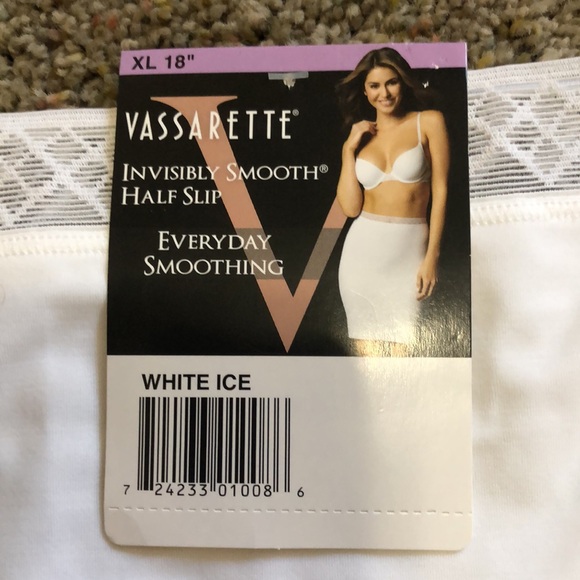 Vassarette Invisibly Smooth White/Ice Sz XL 18” - Picture 4 of 5